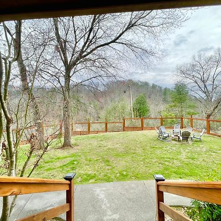 5Bedrooms*4King Beds*Outstanding Location*Hottub* Sevierville Exterior foto